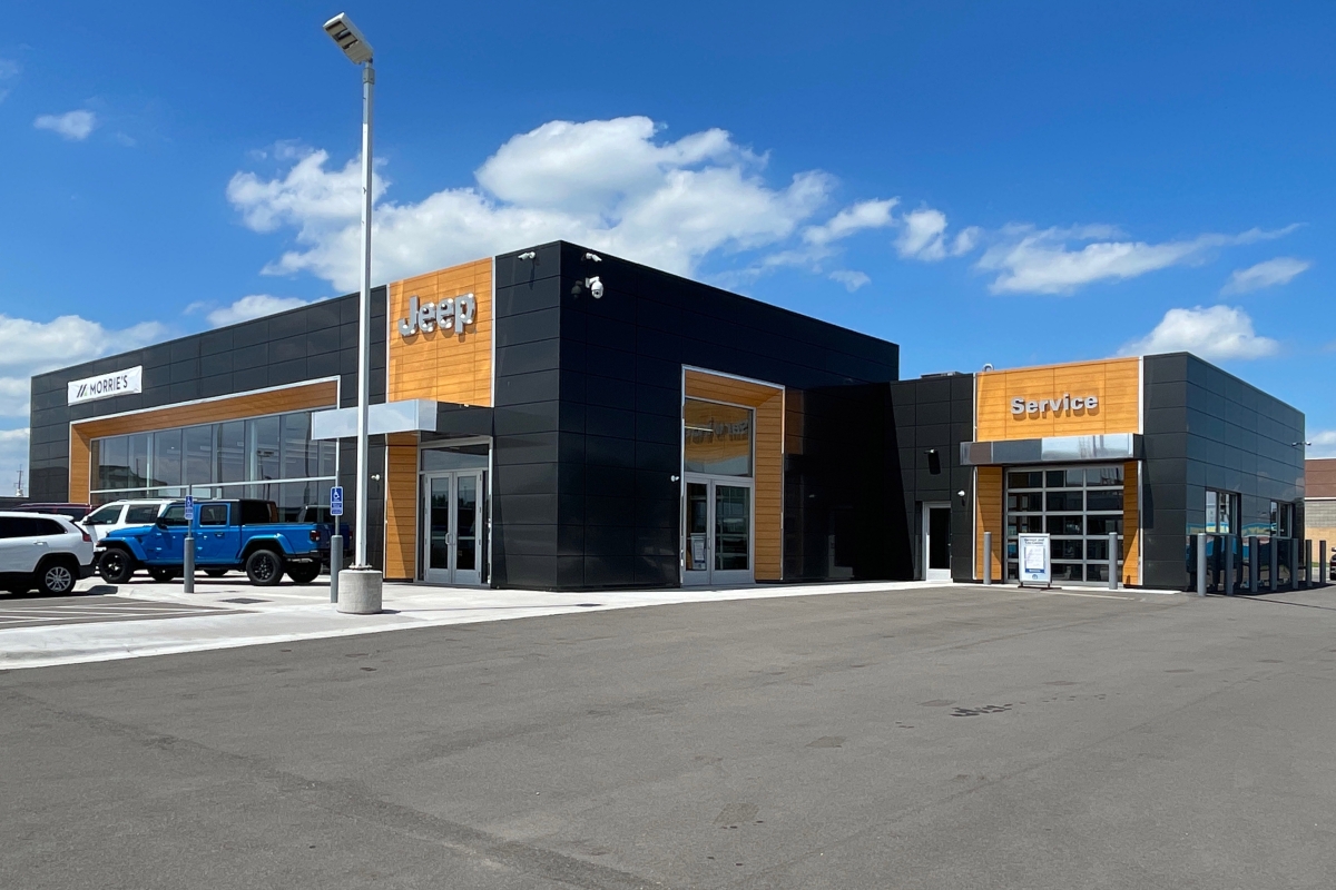 Jeep Dealership Forest Lake EFH Realty Advisors Inc.