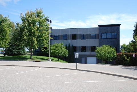1360-1776-office-space-lease-lakeville-mn-16233-kenyon-ave-7.jpg